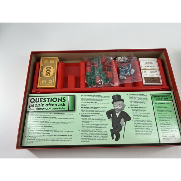 Monopoly -Property Trading Board Game from Parker Brothers Family Night New - Picture 9 of 9